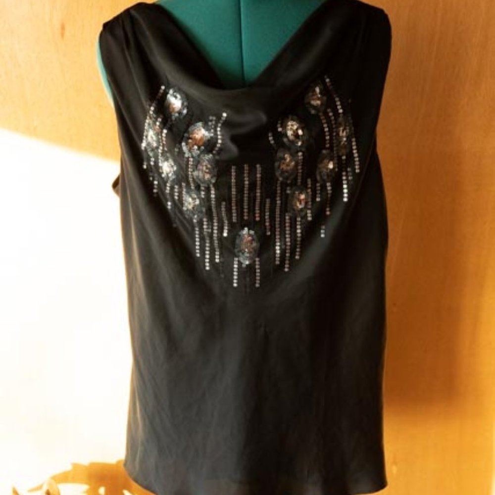 Banana Republic Black w Silver Sequin Sleeveless Blouse womens 14